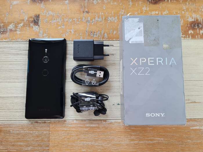 Sony Xperia XZ2 64GB Liquid Black