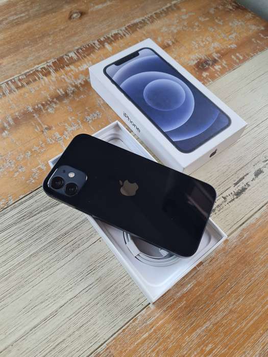 Apple iPhone 12 64GB Black