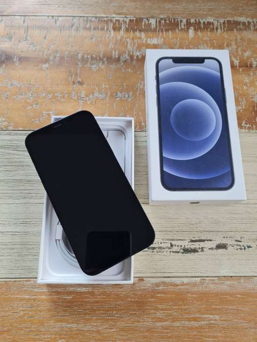 Apple iPhone 12 64GB Black