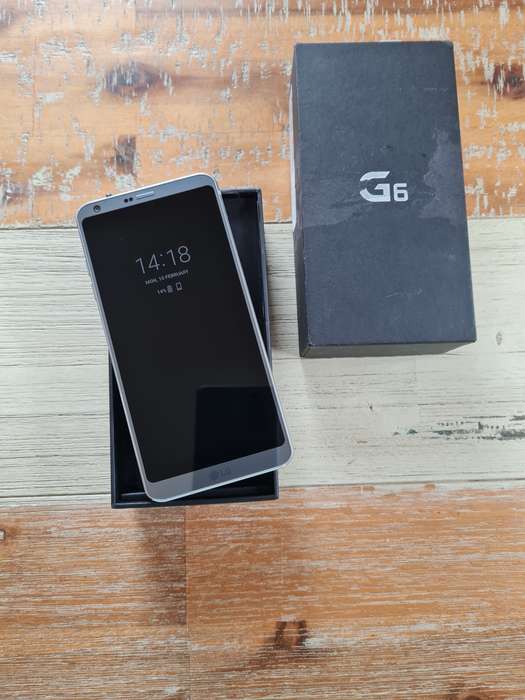 LG G6 32GB Ice Platinum