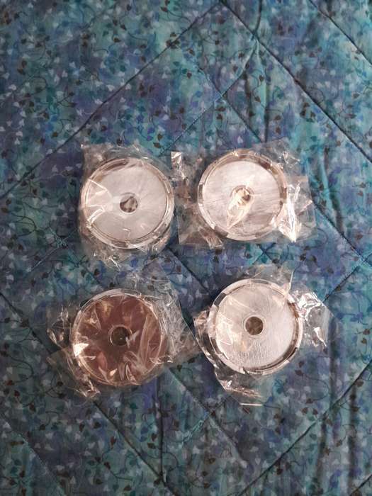 Ford centre caps