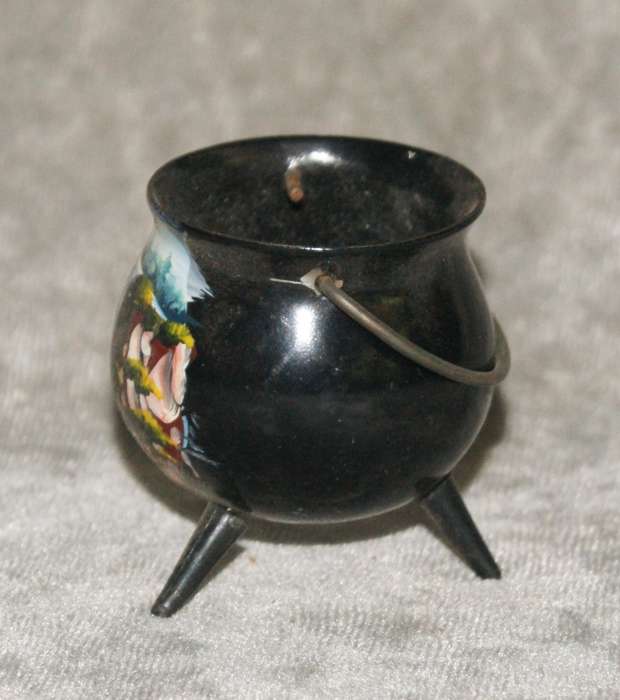 Vintage hand painted miniature "Oribi Gorge" enamel potjie pot