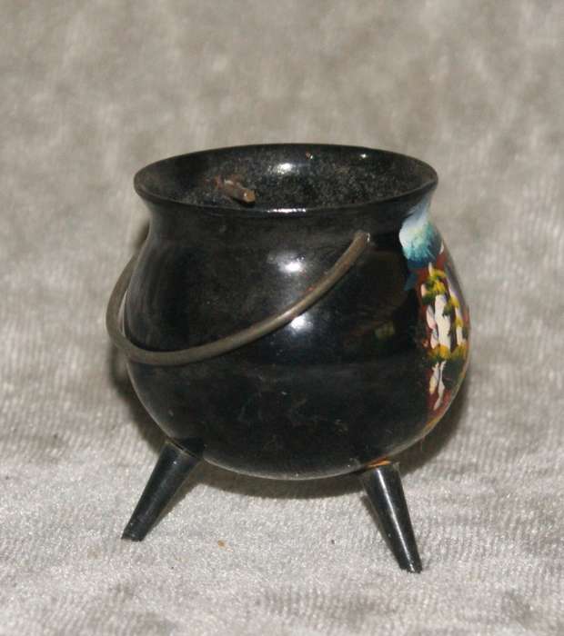 Vintage hand painted miniature "Oribi Gorge" enamel potjie pot