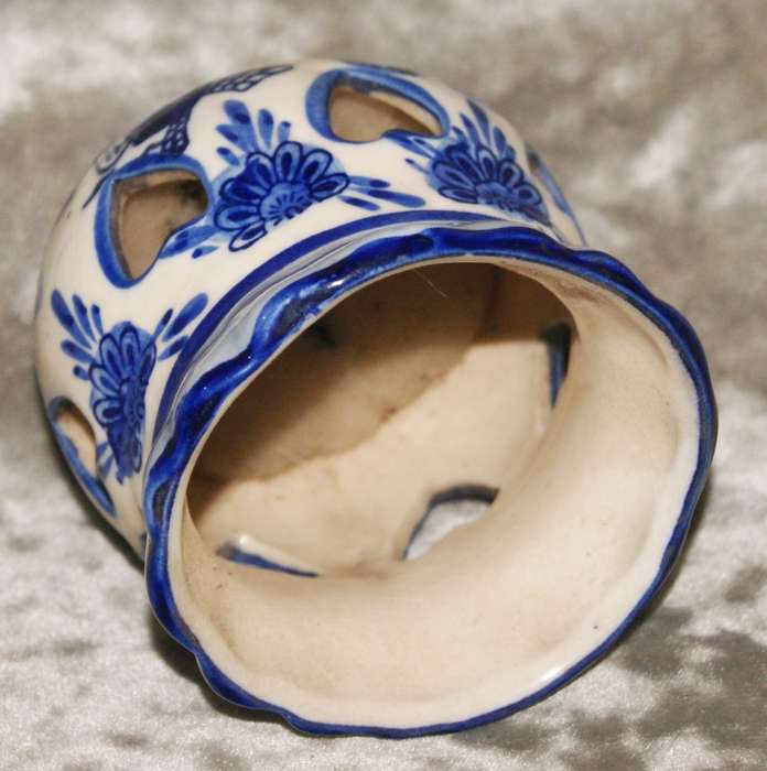 Blue Delft hand painted Holland votif candle holder