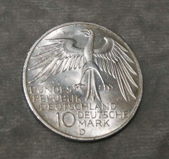 1972 10 Deutsche Mark (D mint mark) 62.5% silver Munich Olympic Games