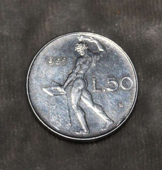 1965 50 Lire coin UNC