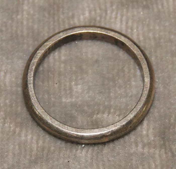 Unmarked silver ring