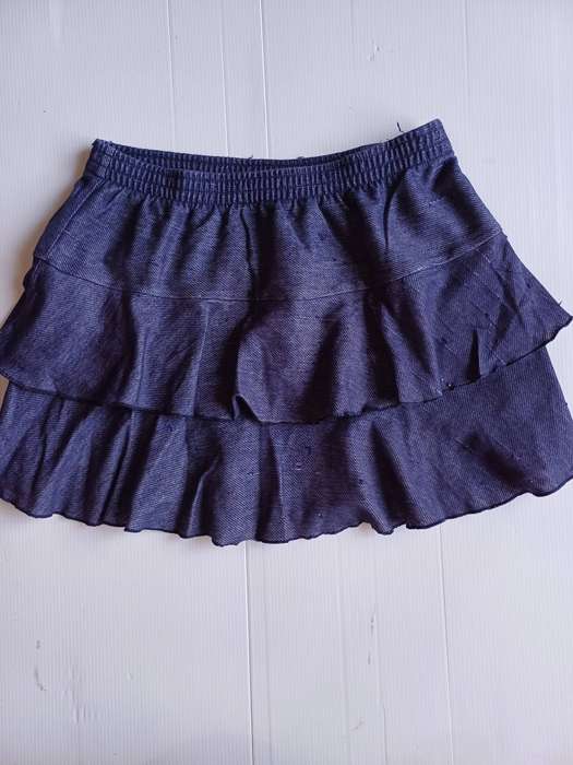 Girls Skirt (Size 11-12years)