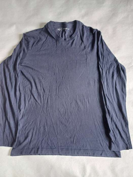Mens Top AU Essentials (Size M)