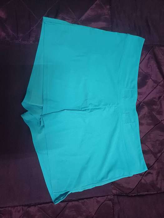 Ladies Short (Size L)