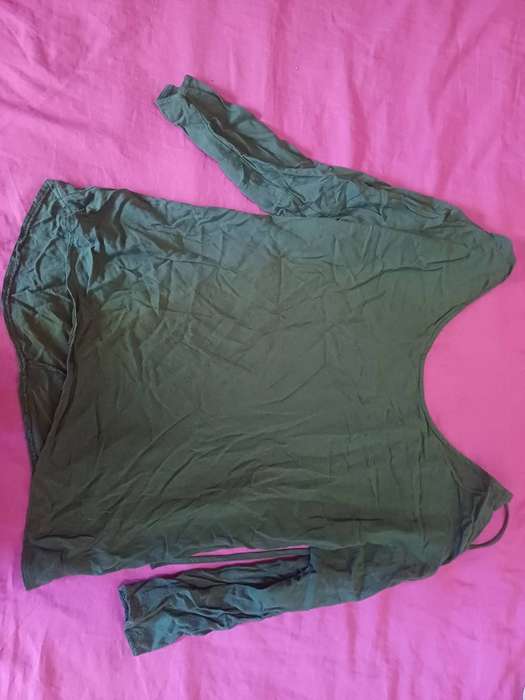 Ladies 3/4 Top (Size L)