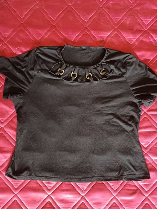 Ladies Top (Size XL)