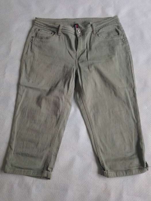 Ladies 3/4 Network Denim Pants (Size 10)
