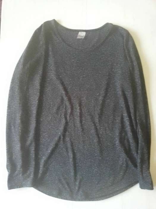 Ladies Top Image (Size 32)