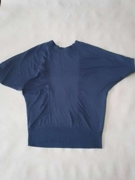 Ladies Top (Size L)