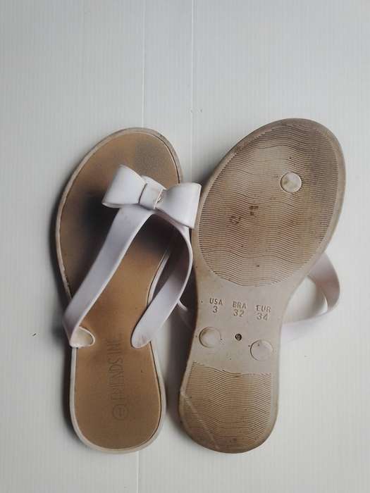 Girl Shoes (Size 1)