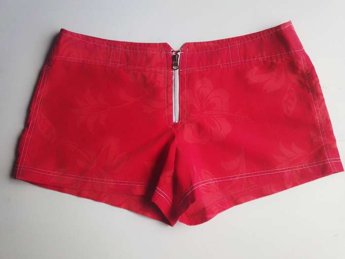 Ladies Short Woolworths (Size 14)