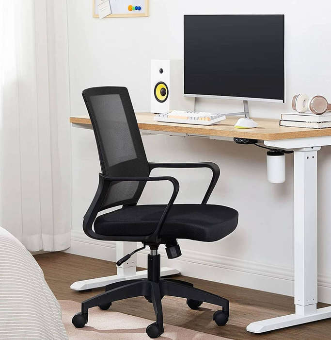 Stylish Classic Mesh Fabric Backrest Ergonomic Office Chair - SECONDHAND/DEMO UNIT!!!!!!
