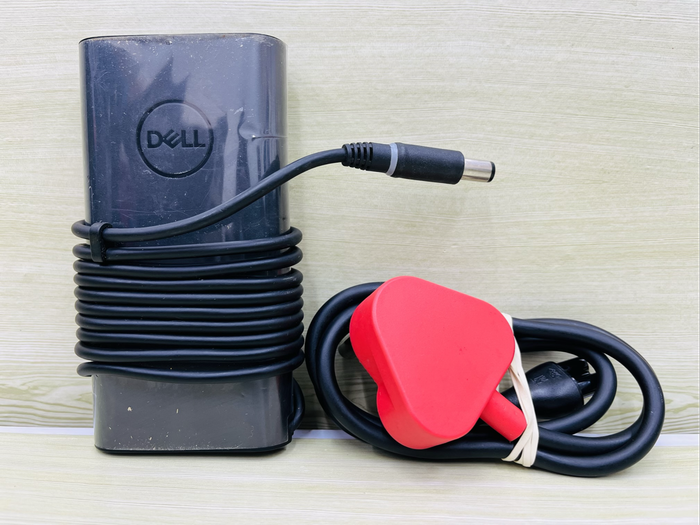 Dell Big Pin Charger 90w 4.62A