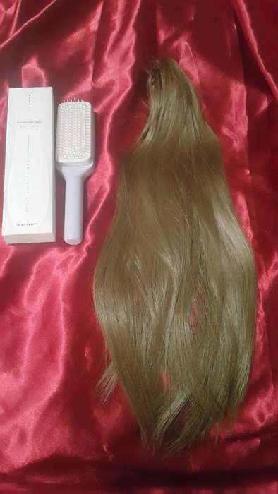 Synthetic Fibre light brown clawclip ponytail and brush