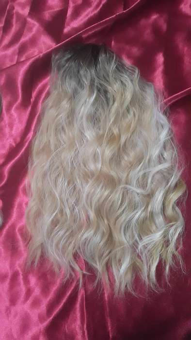 Blond Drawstring Synthetic Ponytail and two clip on fringes