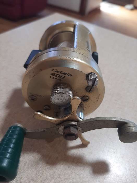 Shimano catala 400 fishing reel