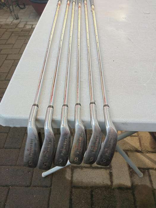 Pinseeker golf clubs