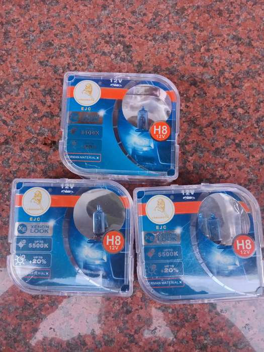 Headlight bulbs