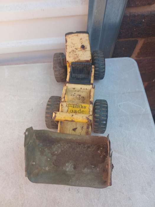 Vintage mini Tonka loader