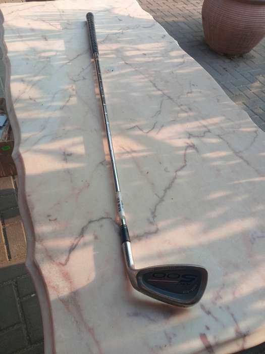 McGregor Mc500 golf iron