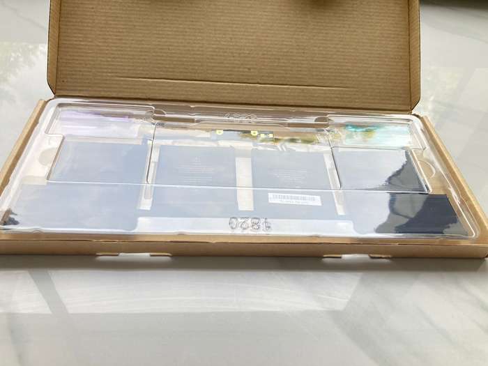 Brand New Apple MacBook Pro A1707 Battery  Open Box, Cycle Count 1