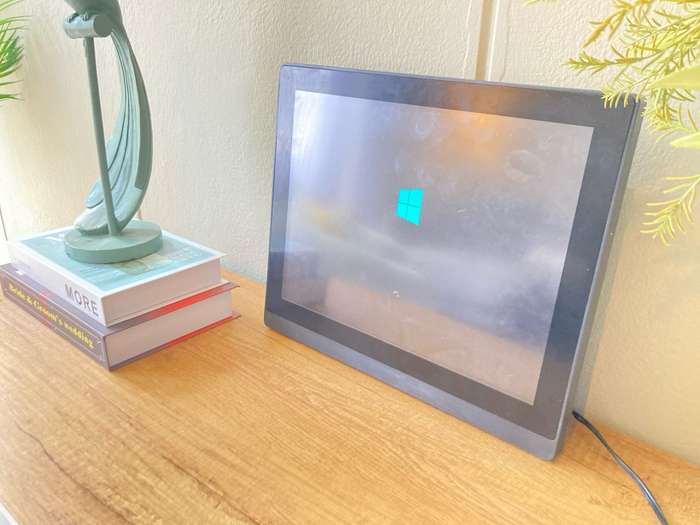 GAAP Point of Sale (POS) Wall-Mounted All-in-One System-Intel Celeron, 4GB RAM 32GB SSD Touchscreen