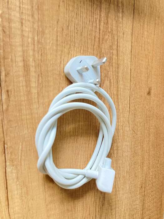 Genuine Apple MacBook Power Cord (UK) - Used, Tested & Working