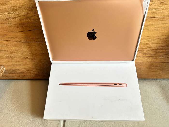 2020 Apple Macbook Air M1 Chip 8GB RAM unified Memory 256GB SSD Storage Rose gold