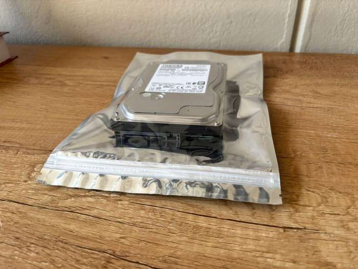 Toshiba DT01ACA100  1TB 3.5" SATA Hard Drive  Reliable Storage | 7200 RPM | SATA 6.0Gb/s | Desktop