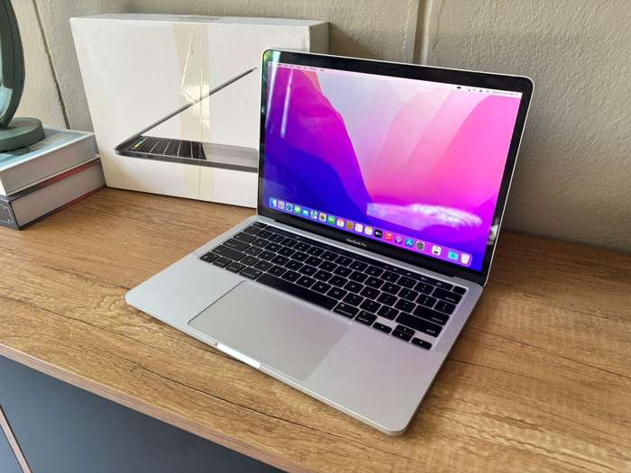 Apple MacBook Pro 13-inch (2020)  M1 Chip | 8GB RAM | 256GB SSD | Like New