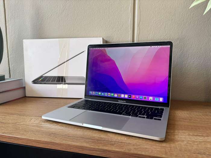 Apple MacBook Pro 13-inch (2020)  M1 Chip | 8GB RAM | 256GB SSD | Like New