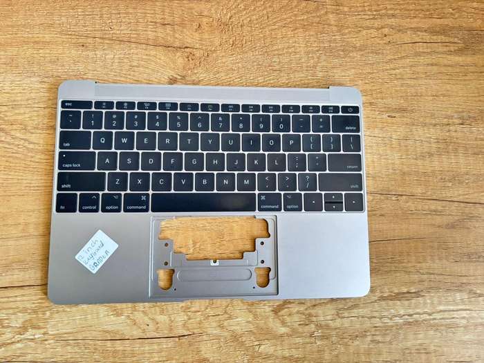 MacBook 12" Retina (Early 2015-2017) Upper Case with Keyboard Model: A1534 Condition: Used  Grade A