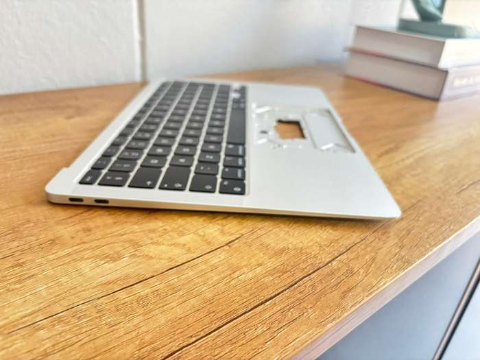 MacBook Air 13" (A2337, Late 2020  M1) Upper Case with Keyboard  Silver (Used, Grade A)