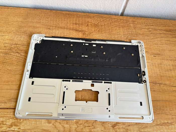 MacBook Air 13" (Late 2018Mid 2019) Upper Case with Keyboard  Silver (Grade A)