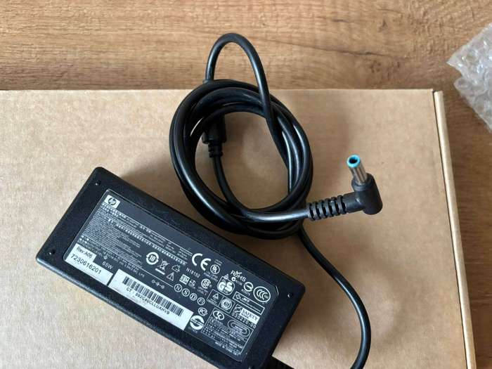 Genuine HP Blue Pin 65W Laptop Charger  19.5V 3.33A  4.5mm x 3.0mm  Original OEM Adapter