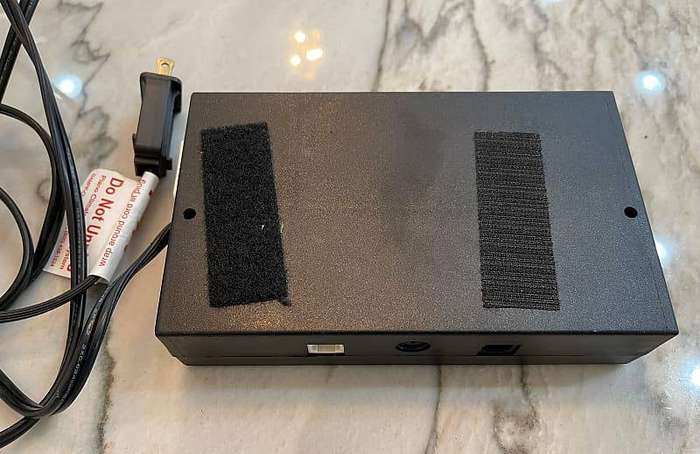  Dampp-Chaser H-5 Humidistat with RODE  Vertical Piano Humidifier Control System