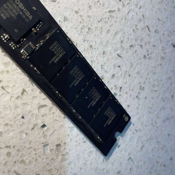Genuine Apple 64GB SSD  THNSNS064GMFP  Compatible with MacBook Air 11" & 13" (Mid 2012)