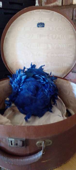 Vintage "It's a Paragon" Hat Box with Blue Feathered Hat Inside.