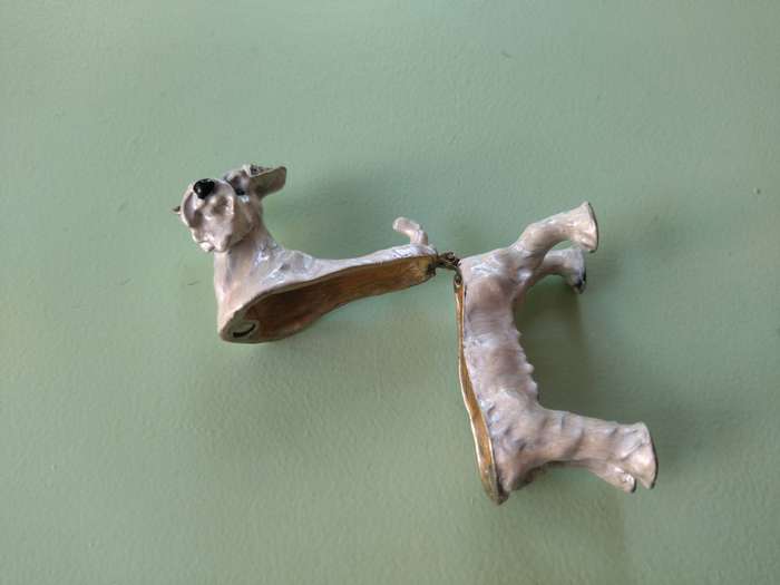Mini Enamel Schnauzer Figurine with Magnetic Closure