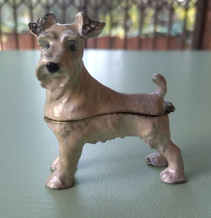 Mini Enamel Schnauzer Figurine with Magnetic Closure