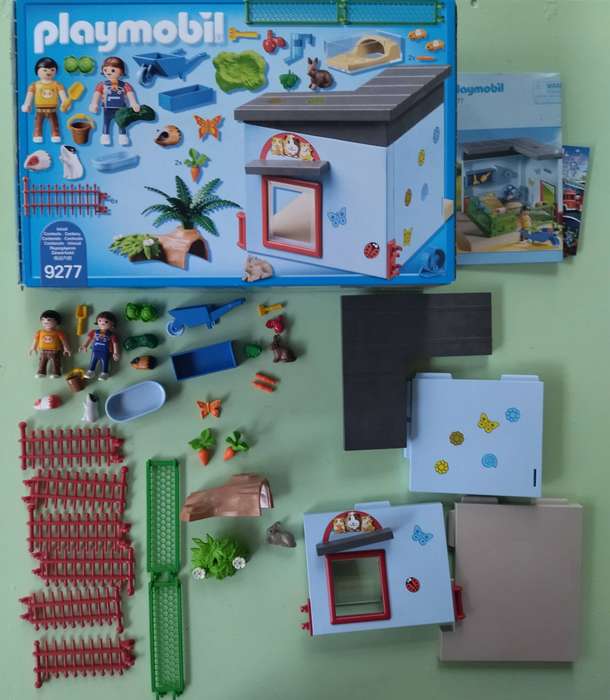 Vintage Playmobil City Life Animal Boarding (9277) - Retired set