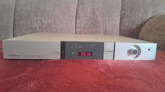 Pioneer FM/AM Stereo Tune + Stereo Mixer