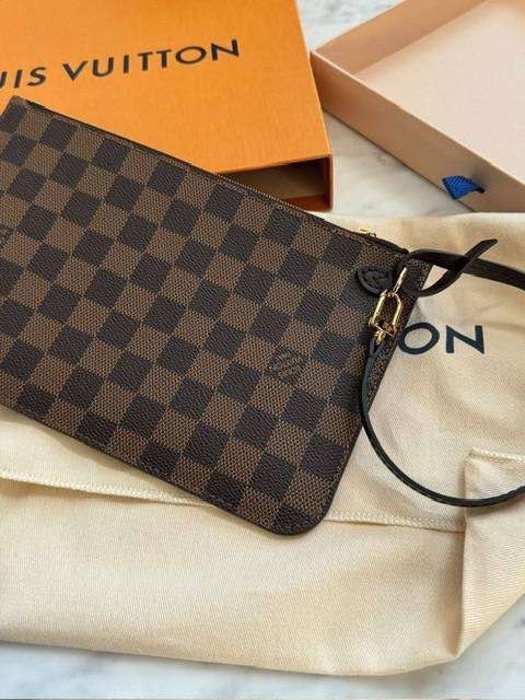 LOUIS VUITTON POCHETTE ORIGINAL BRAND NEW