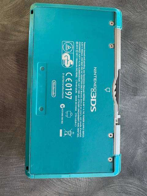NINTENDO 3DS NEEDS SOME ATTENTION